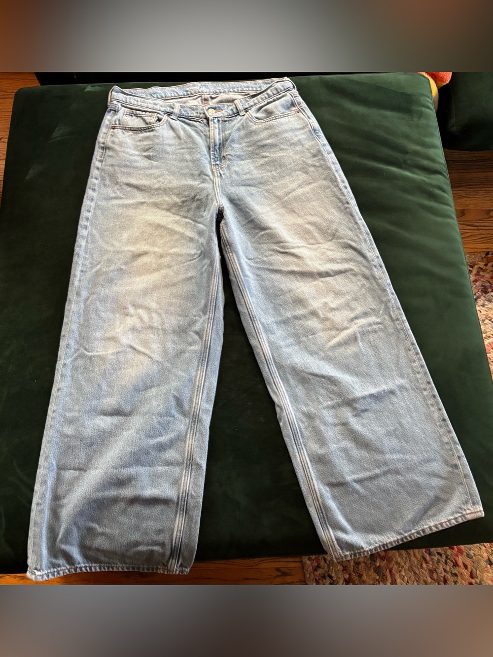 Light Wash Wide-Leg Jeans